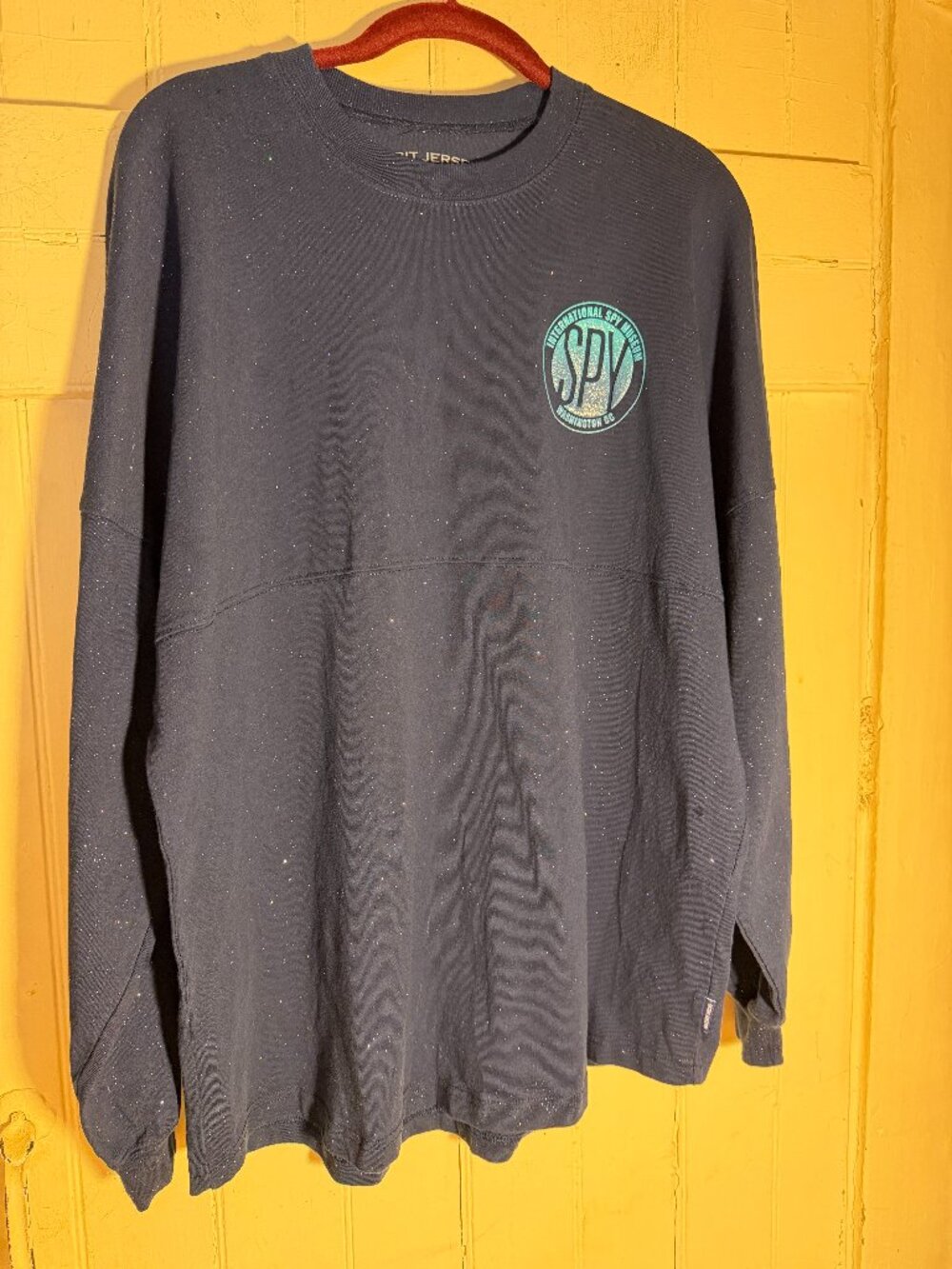 NWOT Spirit Jersey Navy Blue Glitter International Spy Museum "Incognito" Sz M